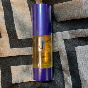 Distinction Firmalift 1oz. Brand New in wrap